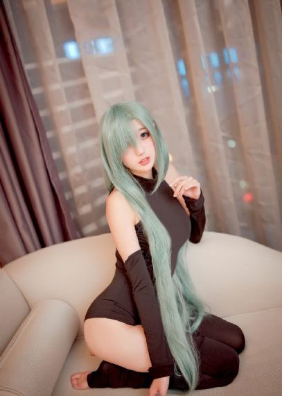 欧美风衣服图片_DVDHD在线观看