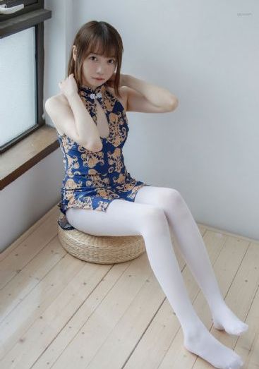 制服中文人妻字幕_720高清视频观看